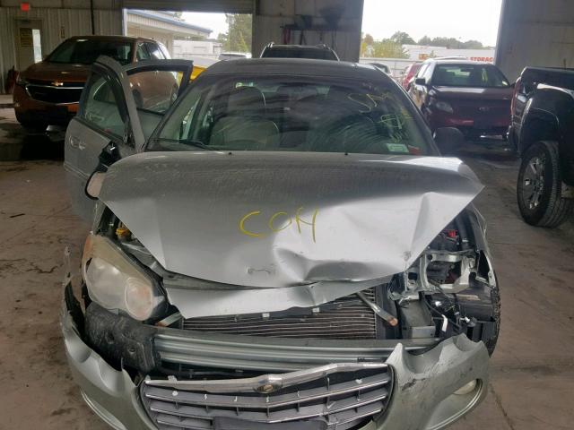 1C3AL56R04N118142 - 2004 CHRYSLER SEBRING LX SILVER photo 7