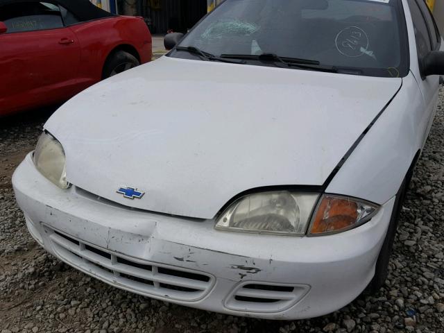 1G1JC524927137188 - 2002 CHEVROLET CAVALIER B WHITE photo 9