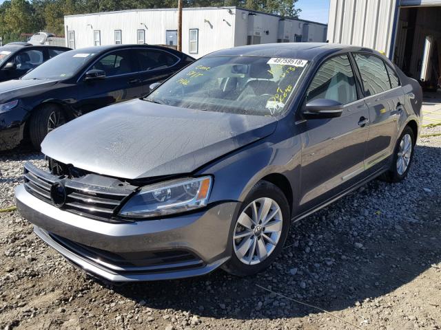 3VWLA7AJXFM342777 - 2015 VOLKSWAGEN JETTA TDI GRAY photo 2