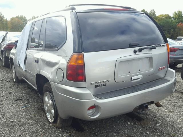 1GKDT13S562318662 - 2006 GMC ENVOY SILVER photo 3