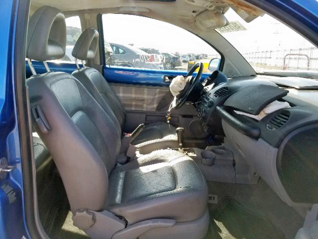 3VWCS21C11M434080 - 2001 VOLKSWAGEN NEW BEETLE ლურჯი ფოტო 5
