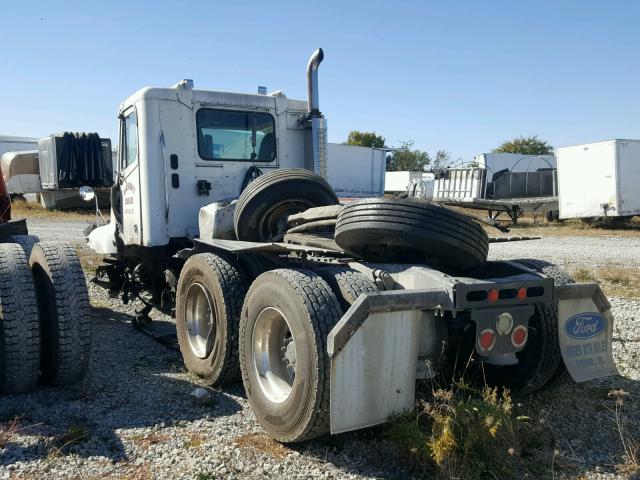 1FUJA6CKX4DN36561 - 2004 FREIGHTLINER CONVENTION WHITE photo 3