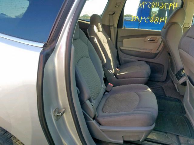 1GNEV23D19S162813 - 2009 CHEVROLET TRAVERSE L SILVER photo 6