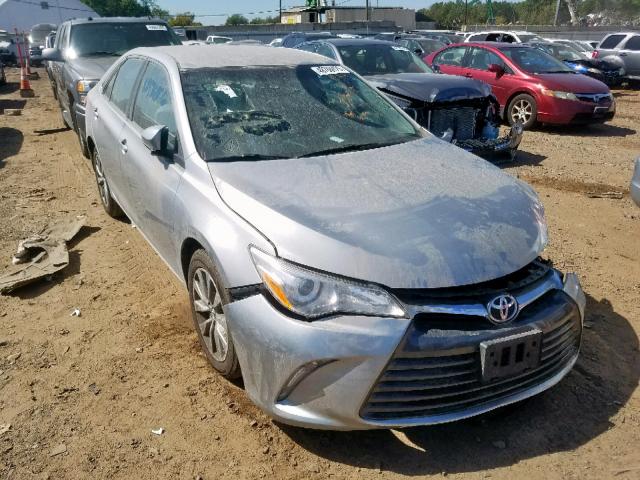 4T4BF1FK6GR549745 - 2016 TOYOTA CAMRY LE SILVER photo 1