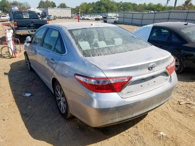 4T4BF1FK6GR549745 - 2016 TOYOTA CAMRY LE SILVER photo 3