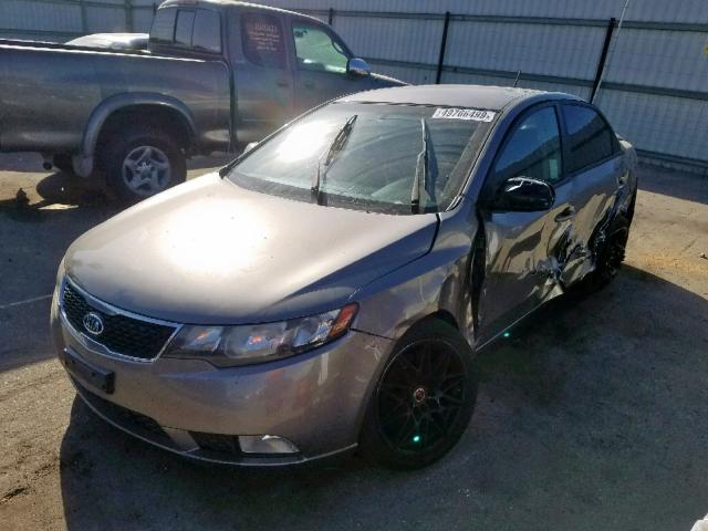 KNAFW4A35B5387561 - 2011 KIA FORTE SX GRAY photo 2