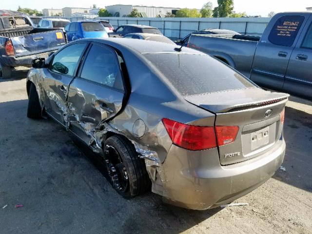 KNAFW4A35B5387561 - 2011 KIA FORTE SX GRAY photo 3