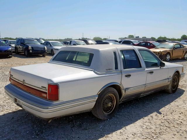 1LNLM83W5RY678768 - 1994 LINCOLN TOWN CAR C WHITE photo 4