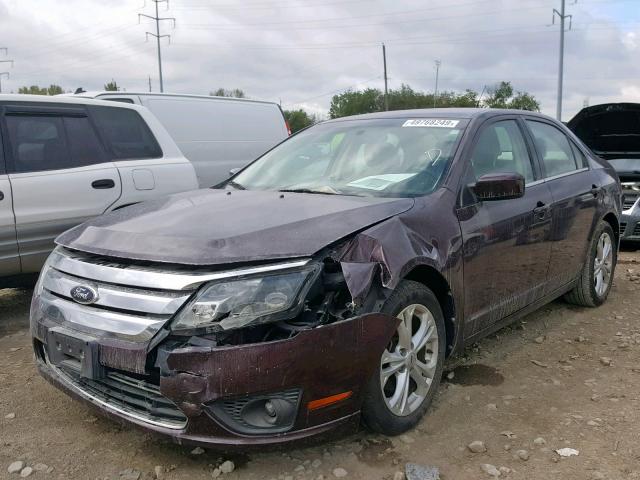 3FAHP0HA4CR309699 - 2012 FORD FUSION SE BURGUNDY photo 2