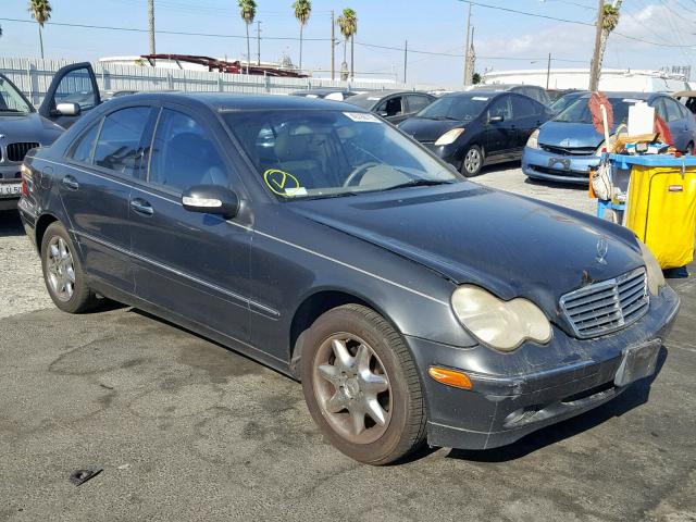 WDBRF61J52F177240 - 2002 MERCEDES-BENZ C 240 BLACK photo 1