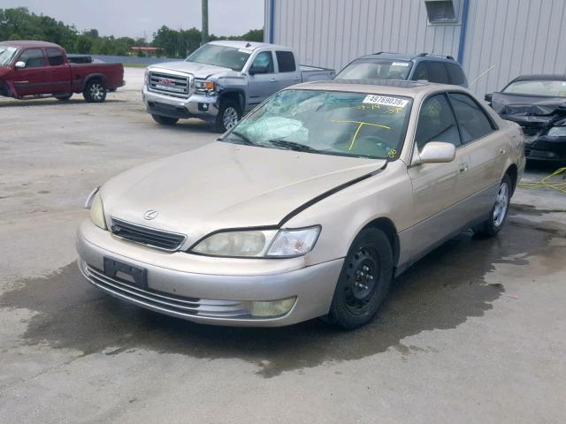 JT8BF22G0V0050836 - 1997 LEXUS ES 300 TAN photo 2