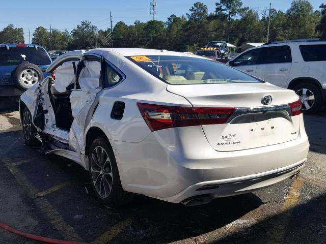 4T1BK1EB1JU277460 - 2018 TOYOTA AVALON XLE WHITE photo 3