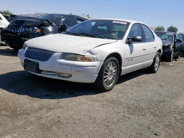 1C3EJ56H1TN112797 - 1996 CHRYSLER CIRRUS LX WHITE photo 2