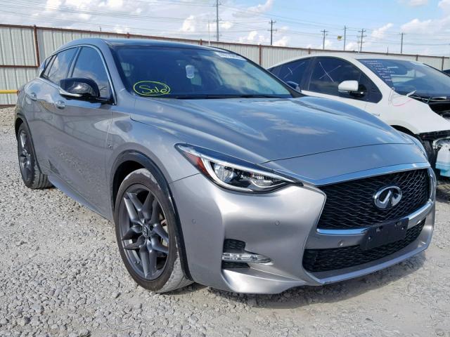 SJKCH5CP8HA015750 - 2017 INFINITI QX30 BASE SILVER photo 1