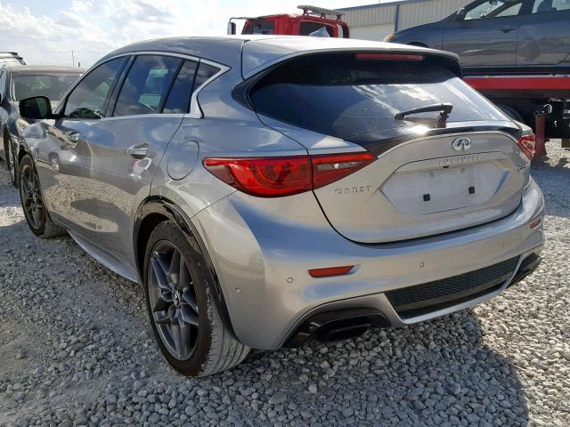 SJKCH5CP8HA015750 - 2017 INFINITI QX30 BASE SILVER photo 3