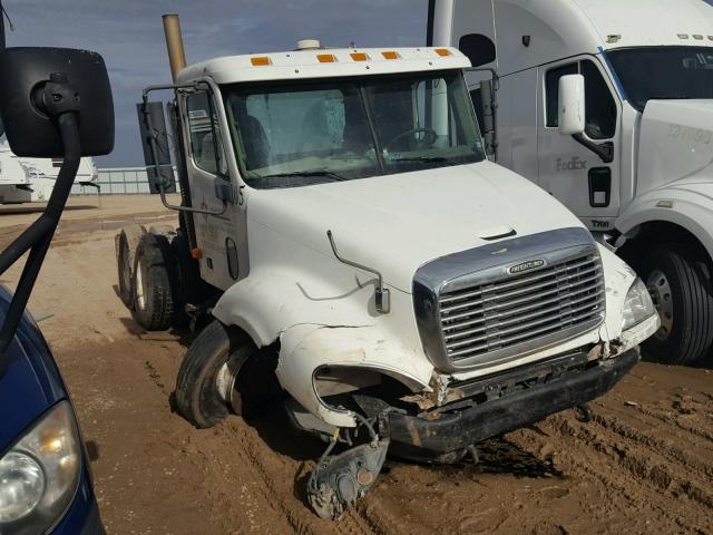 1FUJA6CG31LJ29372 - 2001 FREIGHTLINER COLUMBIA C WHITE photo 1