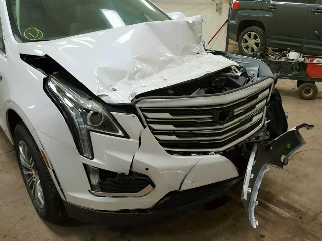 1GYKNDRS1HZ146270 - 2017 CADILLAC XT5 LUXURY WHITE photo 9