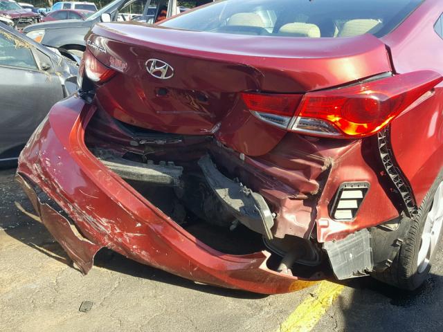 5NPDH4AE1DH388246 - 2013 HYUNDAI ELANTRA GL RED photo 9