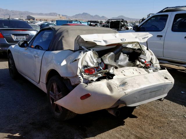 JM1NC25F160106536 - 2006 MAZDA MX-5 MIATA WHITE photo 3