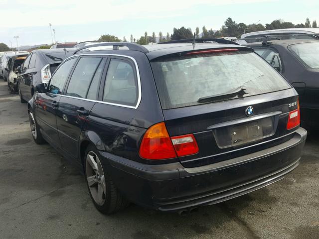 WBAEN33464EZ15657 - 2004 BMW 325 IT BLUE photo 3