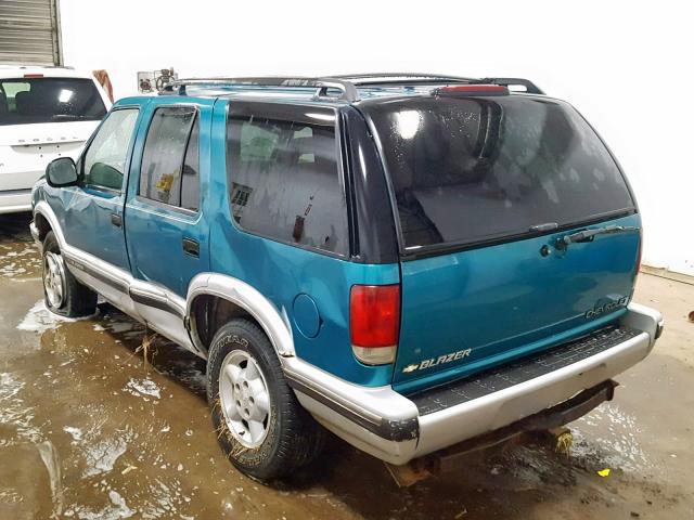 1GNDT13W0T2302712 - 1996 CHEVROLET BLAZER GREEN photo 3