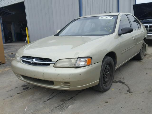 1N4DL01D7XC117311 - 1999 NISSAN ALTIMA XE GOLD photo 2