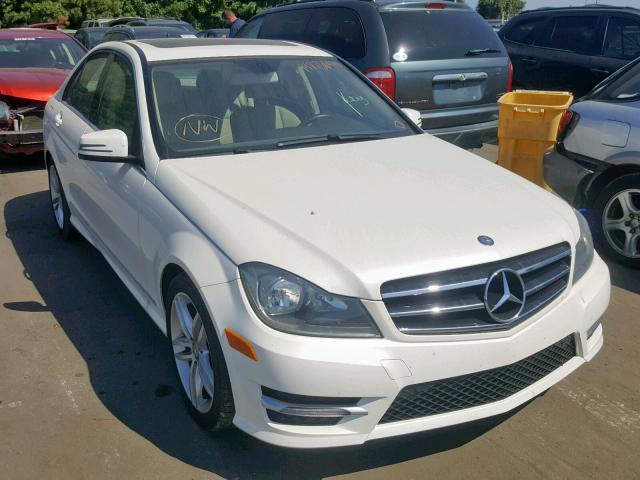 WDDGF4HB7EA943813 - 2014 MERCEDES-BENZ C 250 WHITE photo 1