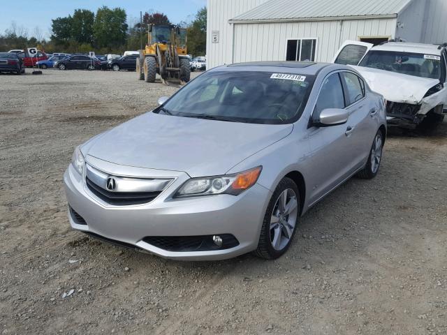 19VDE1F58DE003990 - 2013 ACURA ILX 20 PRE SILVER photo 2