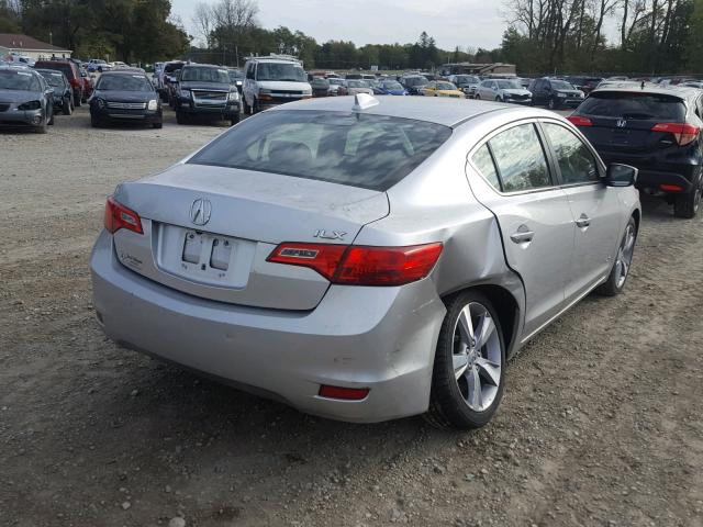 19VDE1F58DE003990 - 2013 ACURA ILX 20 PRE SILVER photo 4