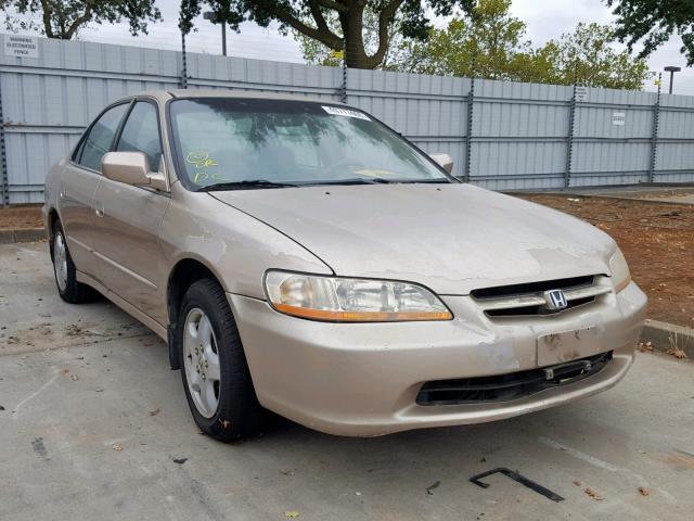 1HGCG1645YA001046 - 2000 HONDA ACCORD LX BEIGE photo 1