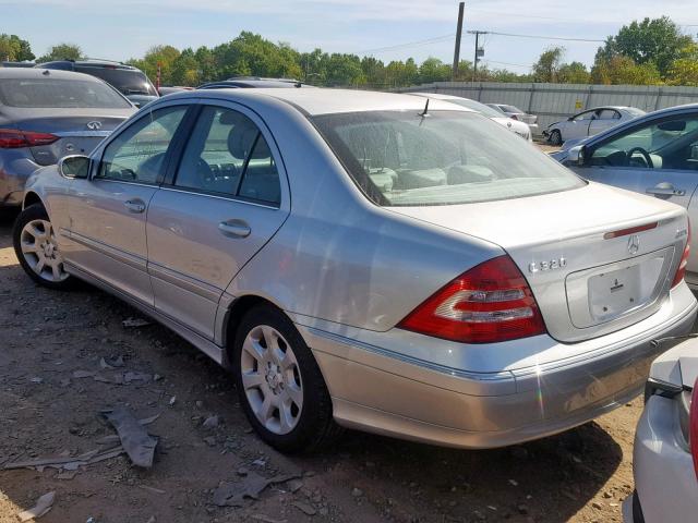 WDBRF84J65F611368 - 2005 MERCEDES-BENZ C 320 4MAT SILVER photo 3