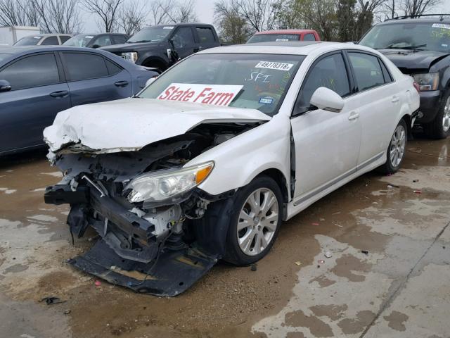 4T1BK3DBXBU395165 - 2011 TOYOTA AVALON BAS WHITE photo 2