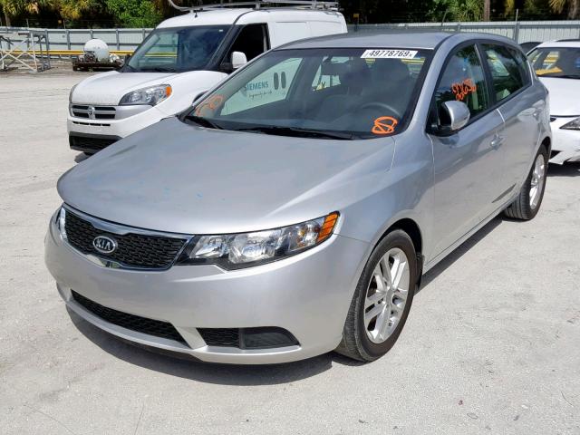 KNAFU5A29C5569042 - 2012 KIA FORTE EX SILVER photo 2