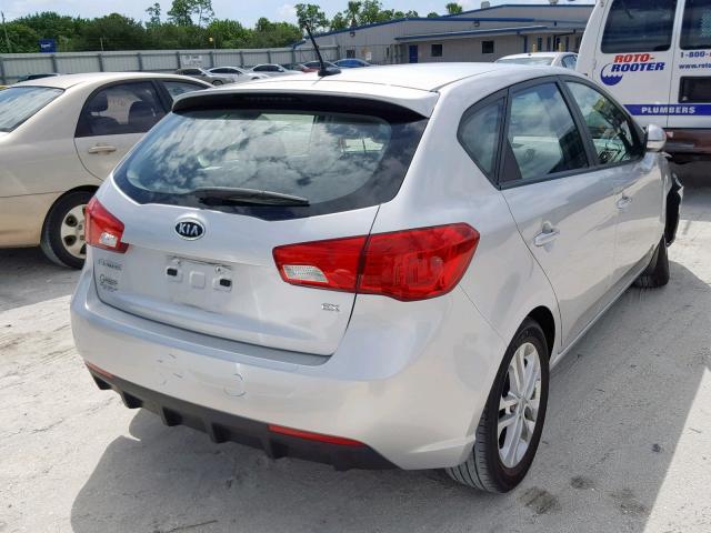 KNAFU5A29C5569042 - 2012 KIA FORTE EX SILVER photo 4