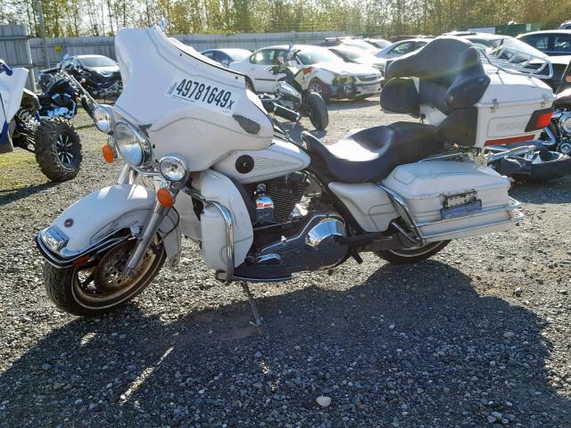 1HD1FCW144Y600126 - 2004 HARLEY-DAVIDSON FLHTCUI WHITE photo 2
