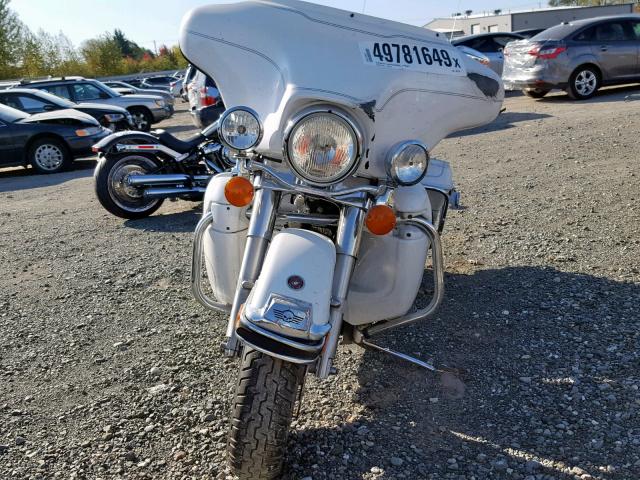 1HD1FCW144Y600126 - 2004 HARLEY-DAVIDSON FLHTCUI WHITE photo 9