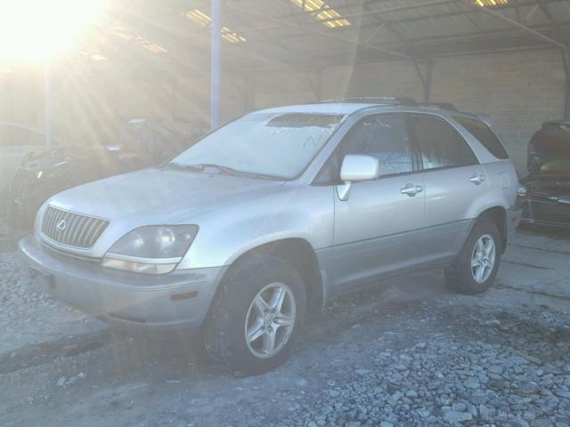 JT6HF10U5Y0148738 - 2000 LEXUS RX 300 SILVER photo 2