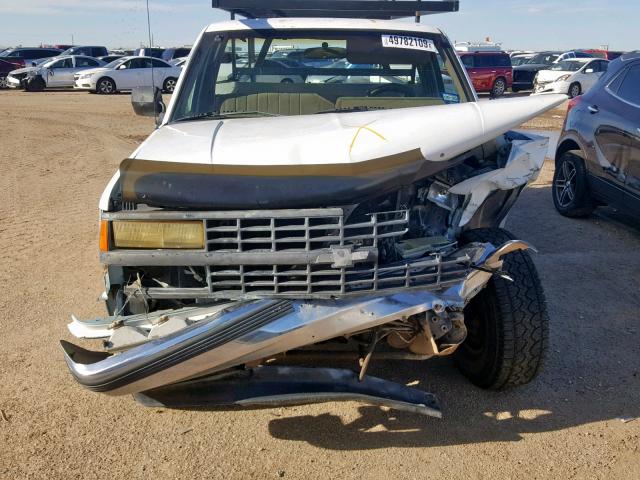 1GDGC24K8KE505525 - 1989 GMC SIERRA C25 WHITE photo 9