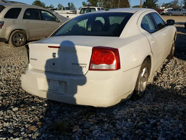 2B3CA3CVXAH165460 - 2010 DODGE CHARGER SX WHITE photo 4