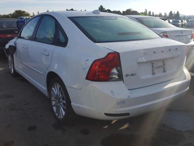 YV1MS390492444560 - 2009 VOLVO S40 2.4I WHITE photo 3