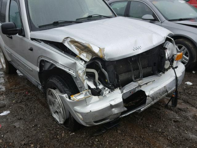 1J4GL58K26W108032 - 2006 JEEP LIBERTY LI SILVER photo 9