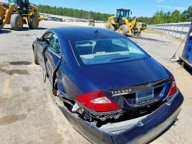 WDDDJ72X57A083517 - 2007 MERCEDES-BENZ CLS 550 BLUE photo 3