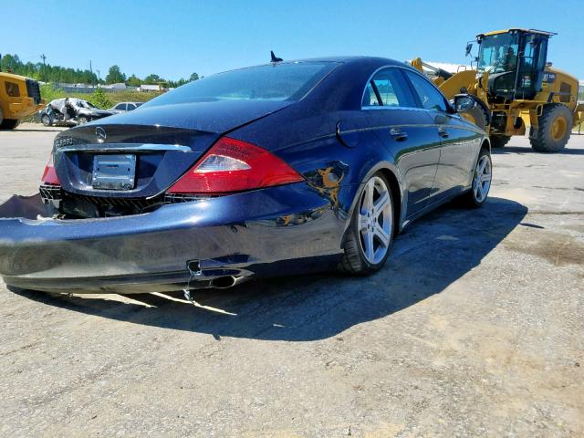 WDDDJ72X57A083517 - 2007 MERCEDES-BENZ CLS 550 BLUE photo 4