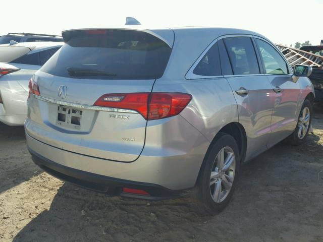 5J8TB4H38DL023996 - 2013 ACURA RDX BASE SILVER photo 4