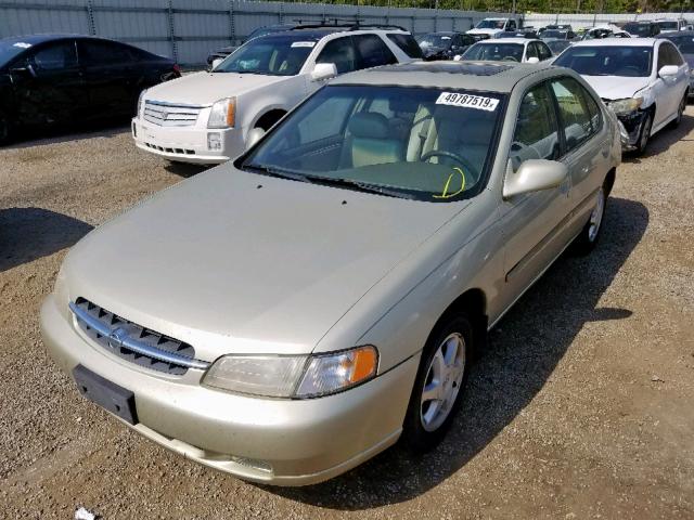 1N4DL01D4XC272060 - 1999 NISSAN ALTIMA XE GOLD photo 2