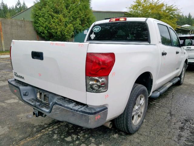 5TFEV54137X028528 - 2007 TOYOTA TUNDRA CRE WHITE photo 4