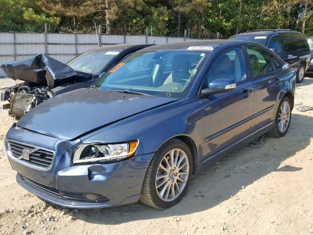 YV1382MS2A2490972 - 2010 VOLVO S40 2.4I BLUE photo 2