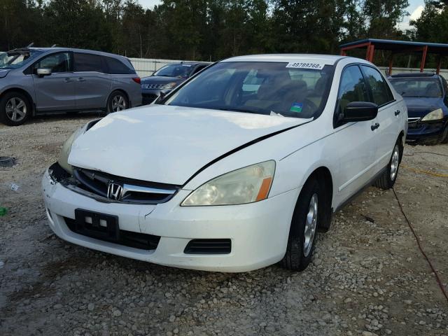 1HGCM56127A111394 - 2007 HONDA ACCORD VAL WHITE photo 2