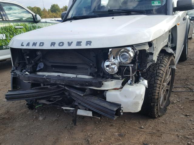 SALAE25408A444636 - 2008 LAND ROVER LR3 SE WHITE photo 9