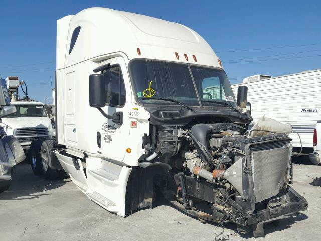 3AKJGLD52GSHP4413 - 2016 FREIGHTLINER CASCADIA 1 WHITE photo 1